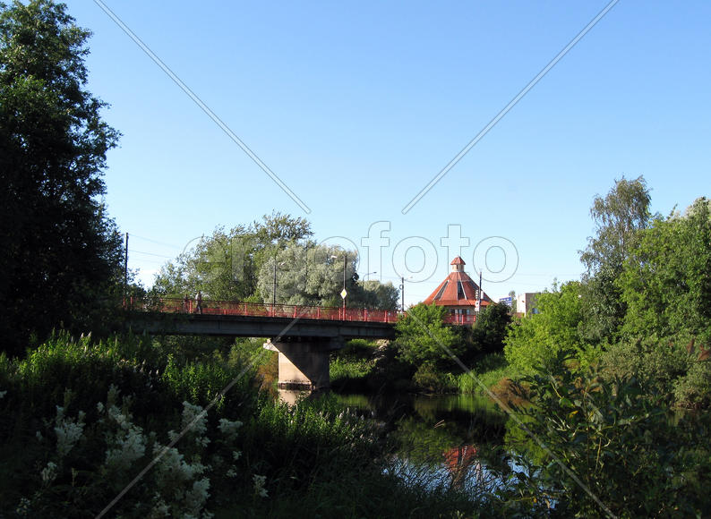 Мост в городе