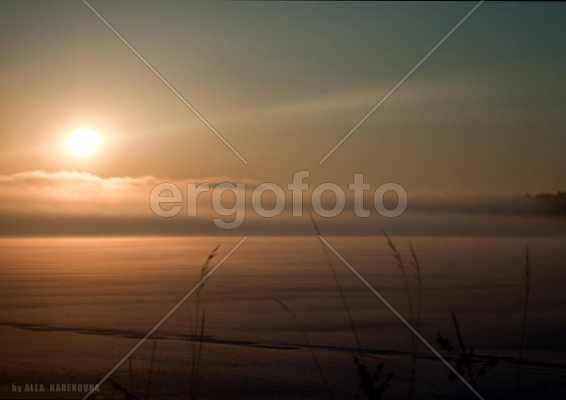 Рассвет над снегом