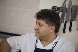 Рамиз и ножи.