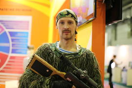 Манекен. Почти живой.