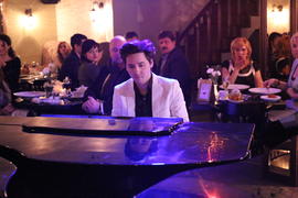 Играет Алексей Рыбальчик