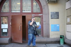 Человек получил справку