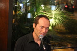 Певец, музыкант, артист