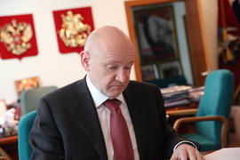 Платонов соглашается