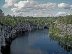 Карелия. Вид на каньон.