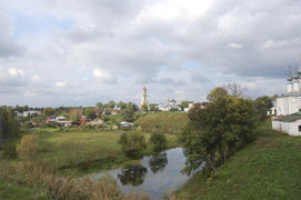 Суздаль. Луг