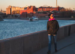 Девушка на прогулке