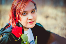 Девушка в лесу