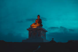 статуя Будды