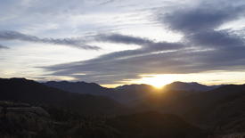  Закат в горах.