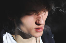 Парень в белом