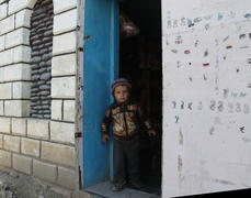 Мальчик в дверях