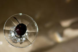 Черешня в бокале, вид сверху