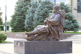 Скульптура "Дон Батюшка"