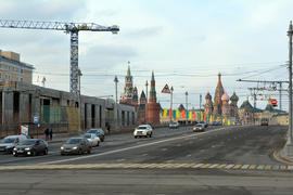 Храм Василия Блаженного - вид со стороны улицы Большая Ордынка
