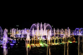 Танцующий фонтан в Царицыно