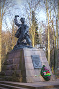 Памятник Марату Казею - Герою Советского Союза