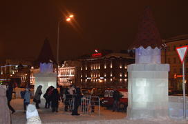 Две башни изо льда