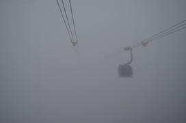 Канатная дорога в облаках