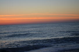 Жалко, что холодно!