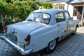 Восстановленный старинный автомобиль.