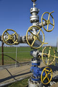 Нефтяная скважина. Оборудование и технологии на нефтяных месторождениях.