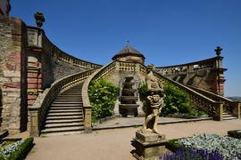 Германия - Город Вюрцбург, Сад с замке Мариенберг 