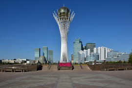 Башня "БАЙТЕРЕК" в Астане