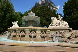 Деталь фонтана Виттельсбахов в Мюнхене