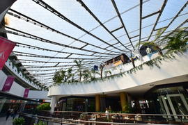 Интерьер торгового центра "ХАН-ШАТЫР" в Астане