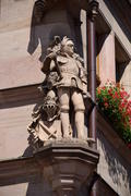 Германия - город Нюрнберг. Уккрашение на фасаде здания 