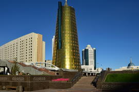 Астана - высотные здания 