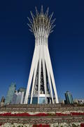 Башня "БАЙТЕРЕК" в Астане