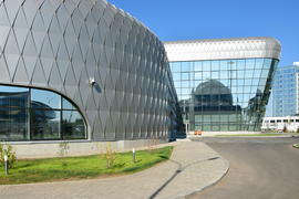 Астана - городская архитектура. Современные многоэтажные здания. Казахстан 