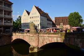 Германия - город Нюрнберг. Вид с реки 