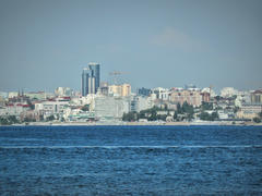 Река Волга с видом на город Самара