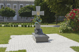 Urban Korbutovskom cemetery, called "Friendship" - one of the largest burial sites. It occupies abou