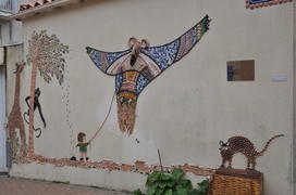 Жираф и кошка