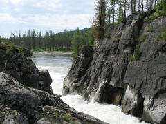 Прорыв реки через скальный пролом