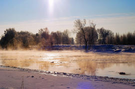 Морозная река