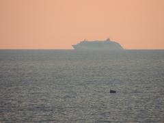 Пароход, горизонт, море, буй