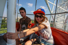 Парень и девушка