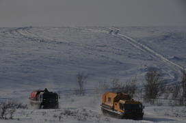 Тундра. Остатки цементного завода бывшей колонии. Ямало-ненецкий  автономный округ. Город Салехард, 