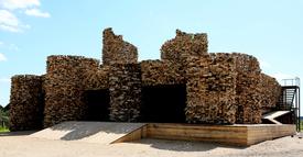 Арт-объект Николая Полисского. Сельпо.