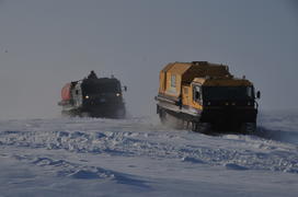 Тундра. Остатки цементного завода бывшей колонии. Ямало-ненецкий  автономный округ. Город Салехард, 