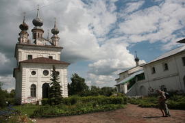 Юрьев-Польский, Владимирская область, 
Михайло-Архангельский монастырь, 17 век.
Главный собор мона