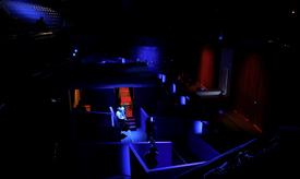 Инсталляция Лукаса Симоеса "Замкнутое измерение"