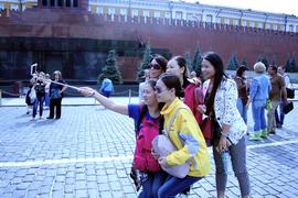 Китайские туристы на Красной площади