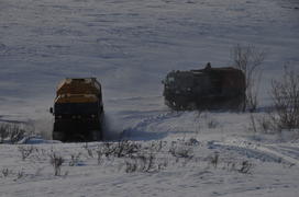 Тундра. Остатки цементного завода бывшей колонии. Ямало-ненецкий  автономный округ. Город Салехард, 