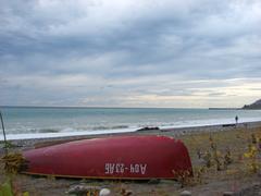 Осенний пляж